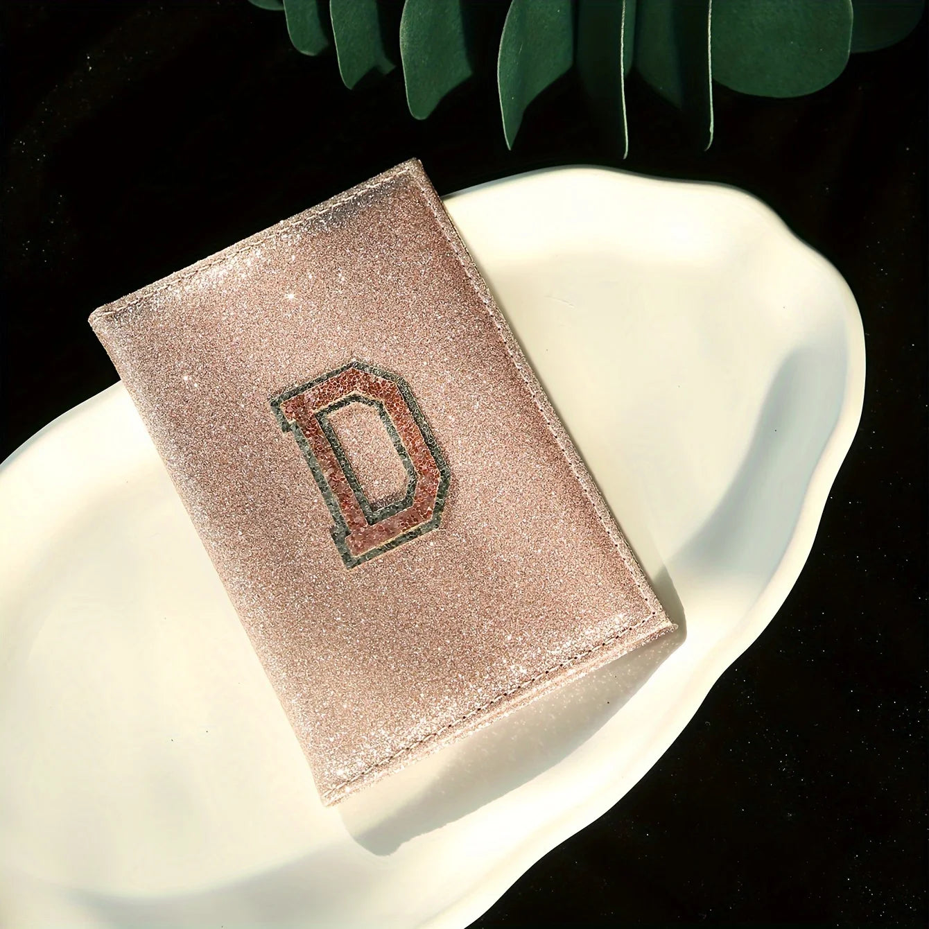 Porte Passeport Initiale "Brillant" Personnaliser Chez.shoptime